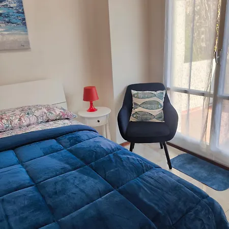 Azzurro Apartment